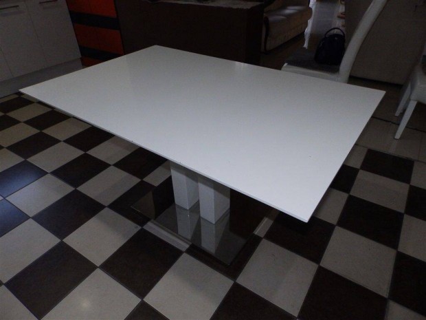 Ebdl asztal ,fnyes fehr , fix 140 x 90