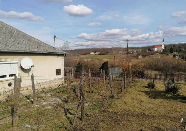 Ecsenyi családi ház eladó