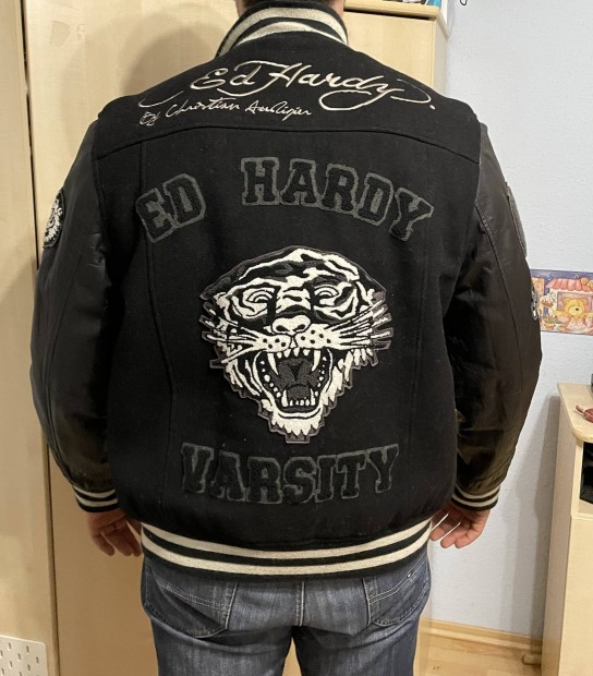 Ed Hardy ferfi Varsity dzseki