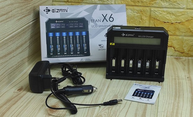 Efan X6 hatrészes univerzális akkutöltő, 0 Volt aktiválási funkcióval