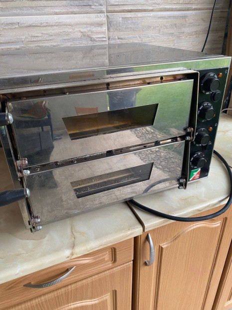 Effeuno F11 kétaknás pizzakemence eladó samottlapos, 230V, 3.5kW