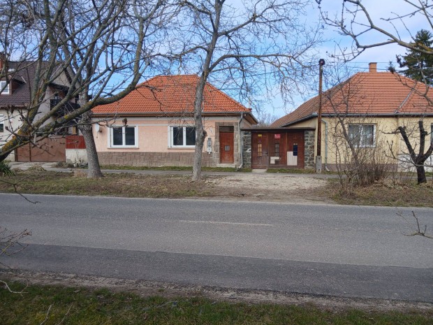 Eger Felv�gi �t 55. v�llalkoz�sra alkalmas nagy telken ingatlan elad�