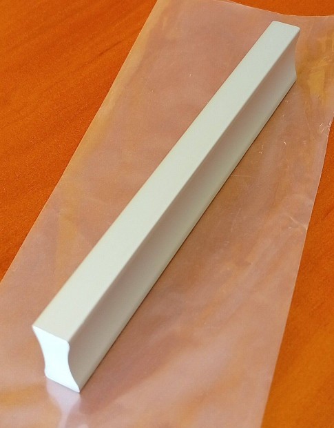 Eger elad� b�torfoganty�