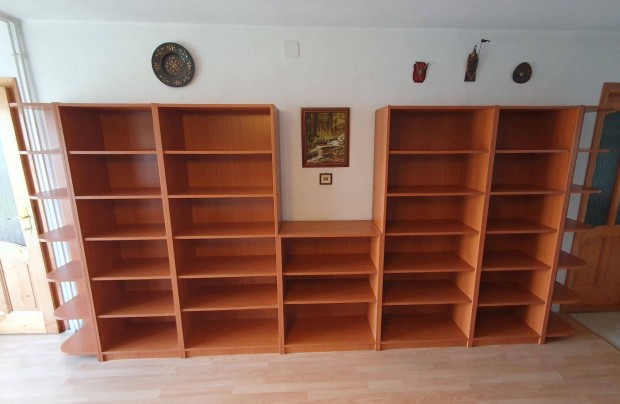 Eg�sz falas polcrendszer k�nyvespolc �jszer� �llapotban elad�