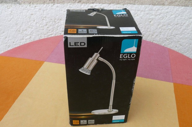 Eglo-Led-es asztali lámpa