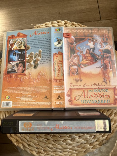 Egy klyk Aladdin udvarban vhs