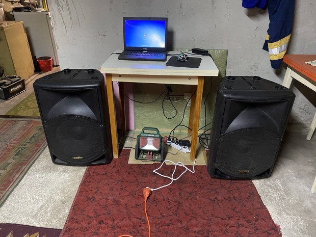 Egy pár 15 aktív hangfal. 300/600 w
