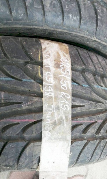 Egy pár Dunlop SP Sport 9000 225/50ZR15 méretű gumiabroncs
