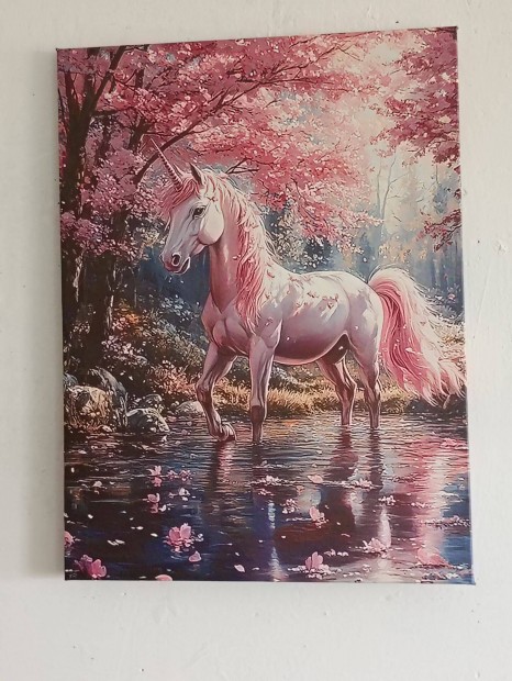 Egy var�zslatos egyszarv� a vir�gok birodalm�ban 12000ft �buda