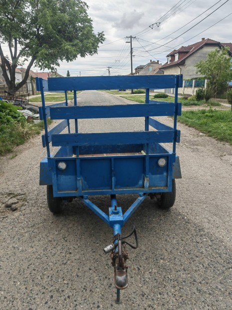 Egyedi 1FN-450 utnfut