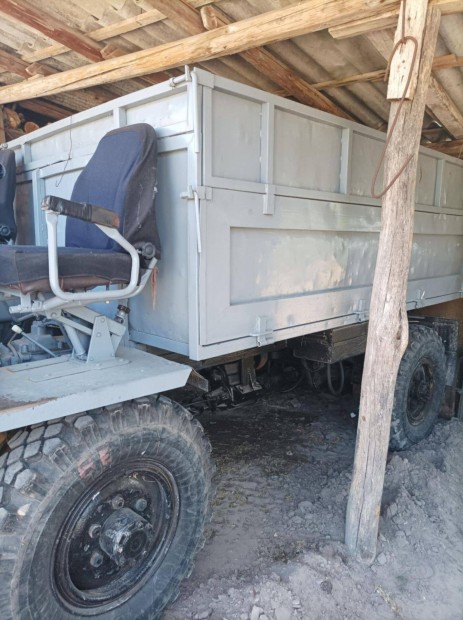 Egyedi Dömper eladó