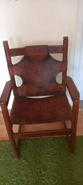 Egyedi, klnleges, rgi  antik eredeti br fotel. 