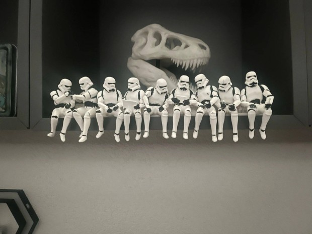 Egyedi, polcra helyezhető, kézzel festett Star Wars birodalmi osztag