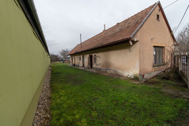 Egyedi lehet�s�g a Palotav�ros sz�l�n