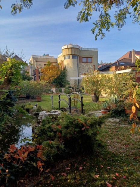 Egyedi st�lus, hangulatos kert