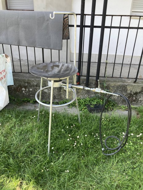Egyedileg készített bográcsozó szett