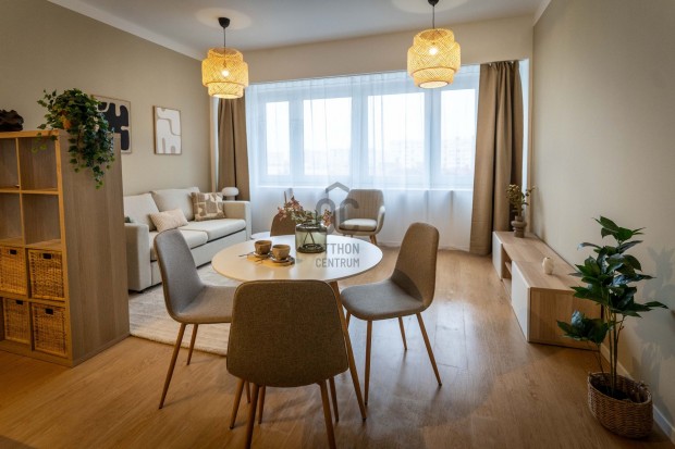 Egyed�l�ll� lehet�s�g Szolnokon - �j lak�sok a v�ros k�zpontj�ban lek�