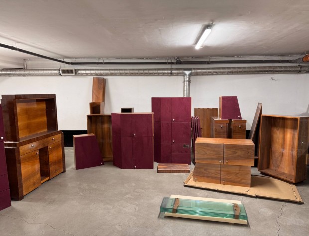 Egy�ni tervez�s� b�torok