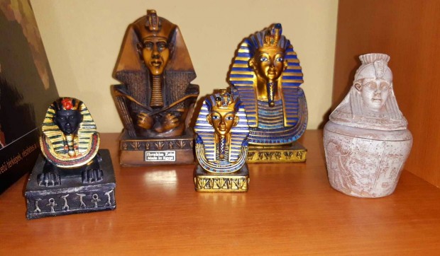 Egyiptomi dszek egytt szp llapotban eladak