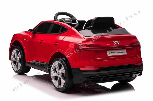 Egyszemélyes AUDI E-Tron 12V lakk piros eredeti lic elektromos kisautó