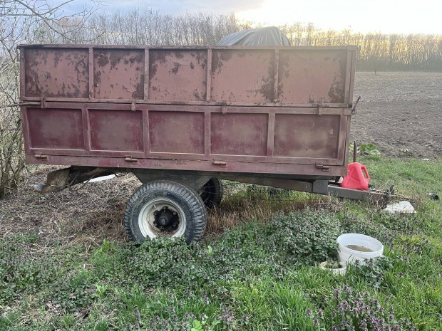 Egytengelyes P�tkocsi