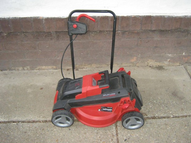 Einhell GE-CM 18/30 Li akkus fűnyíró
