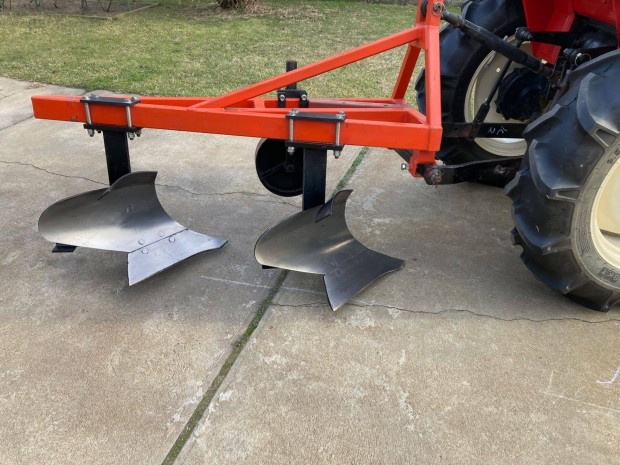 Eke 2 fejes �jszer� Szerletics tip. 20 LE-t�l kistraktorhoz