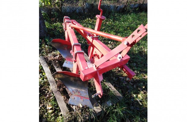 Eke 2 fejes kistraktorhoz