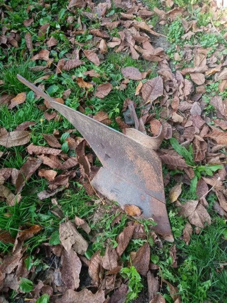 Ekefej szlltssal elad !