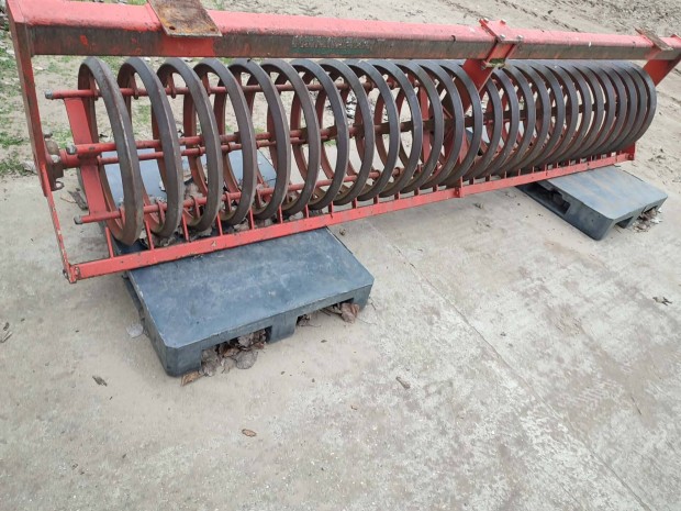 �kgy�r�s Henger 350cm teljes sz�less�g,2 sz�ls� �kgy.k�zti t�v.310cm