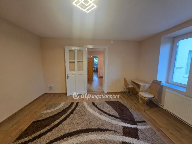 Elad� 100 nm-es h�z �r�m