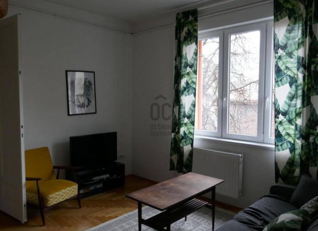 Elad� 101 nm-es lak�s Budapest 8. ker. #4902619