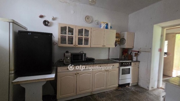 Elad 104 nm-es Feljtand Csaldi hz Kiskrs Belvaros