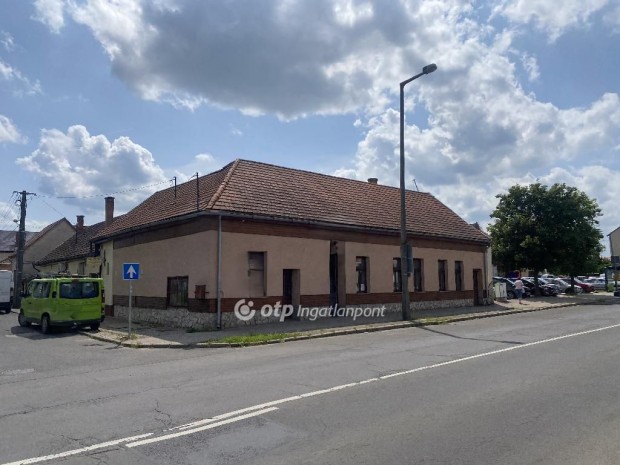 Eladó 104 nm-es ház Szécsény