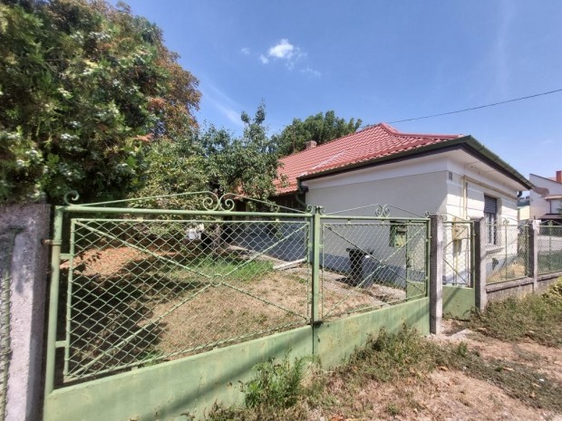 Elad� 105 nm-es h�z S�rbog�rd