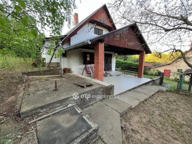 Elad� 1085 nm-es telek Gy�d