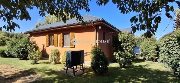 Elad� 108 nm-es h�z Dunaharaszti