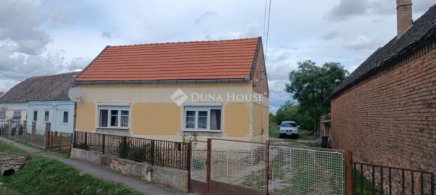 Elad� 108 nm-es h�z Sumony