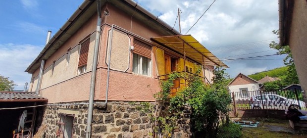 Elad� 110 nm-es h�z Tar