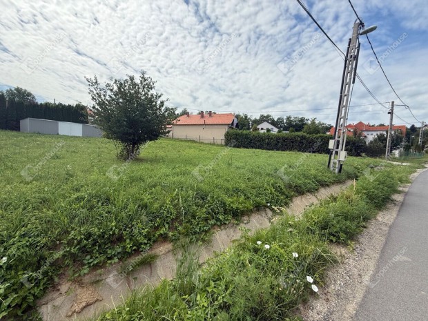 Elad� 1121 nm-es telek Zalaegerszeg