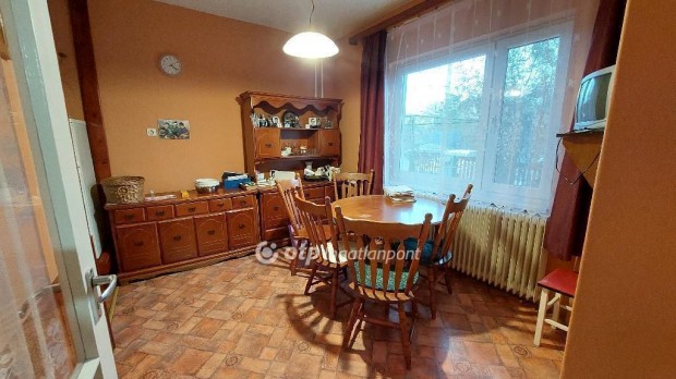 Elad� 116 nm-es h�z D�vav�nya