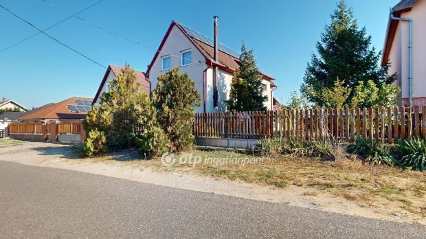 Elad� 116 nm-es h�z Ny�regyh�za