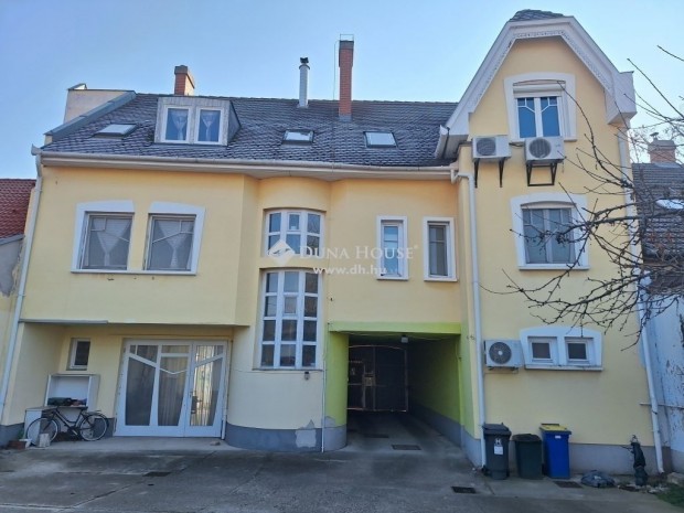 Elad� 118 nm-es lak�s Kecskem�t