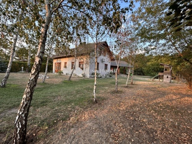 Elad� 120 nm-es h�z Baja