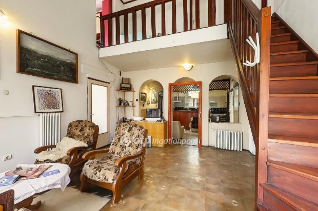 Elad� 120 nm-es h�z Iv�d