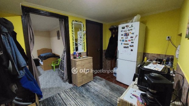 Elad� 120 nm-es h�z Kis�jsz�ll�s