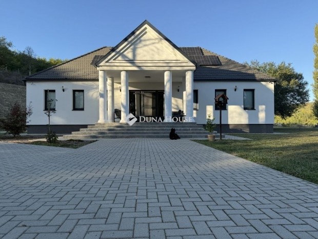 Elad� 124 nm-es h�z Szell�