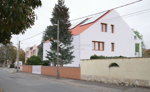 Eladó 126 nm-es lakás Pécs
