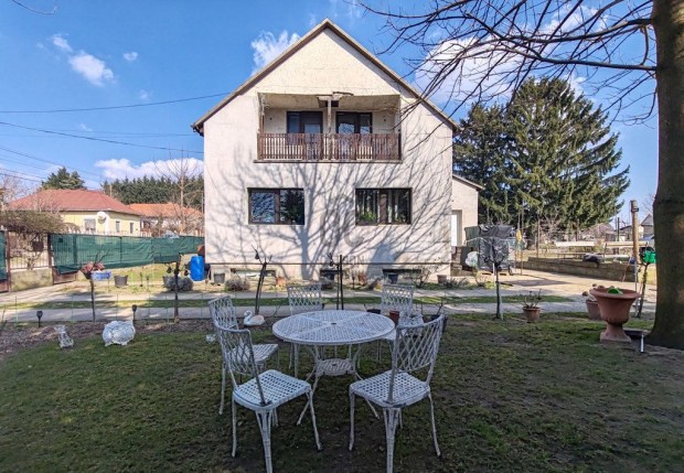 Elad� 127 nm-es h�z Erd�kertes