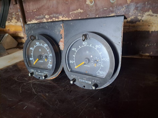Eladó 12 volt tachográf 12 voltos korongos tachográf